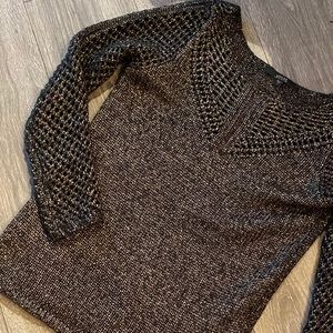 Guess sweater with beautiful gold/silver details